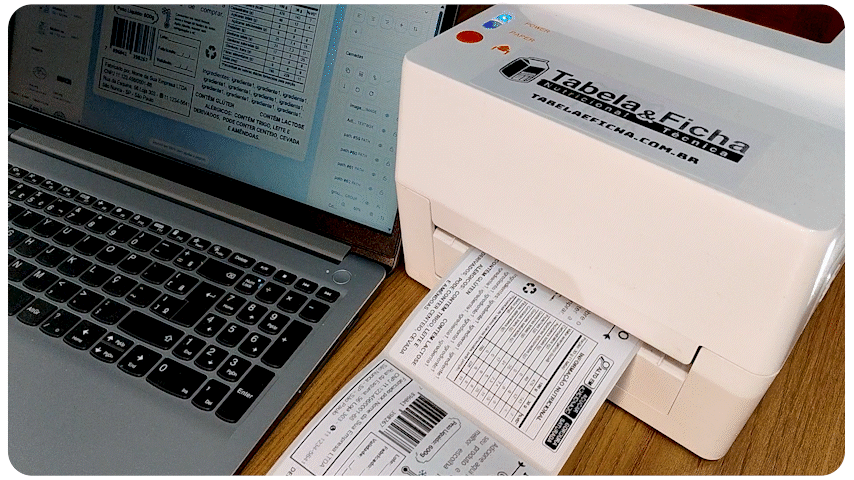 Impressora de etiquetas imprimindo em loop com o editor aberto no notebook